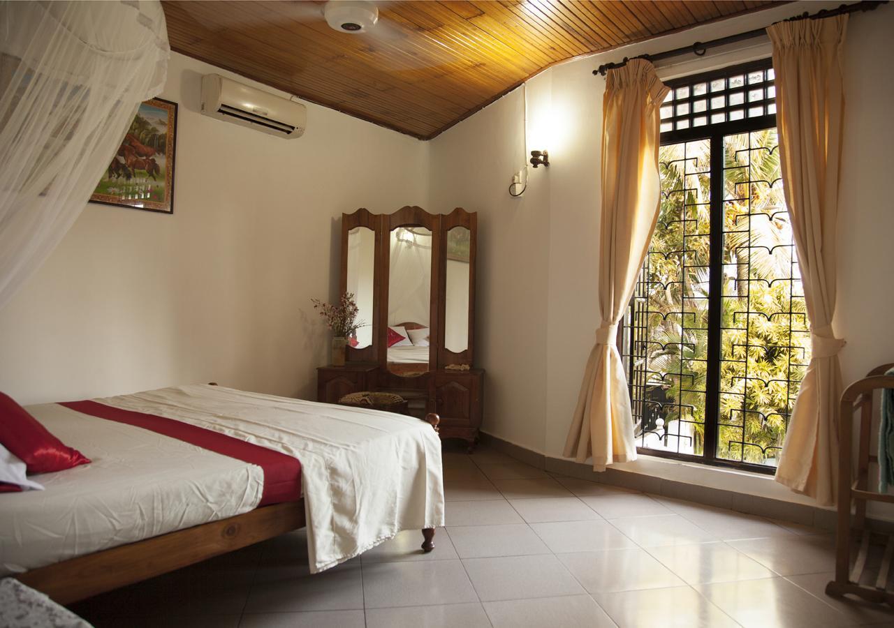 Colombo Lavinia Beach Hostel Dehiwala-Mount Lavinia Luaran gambar